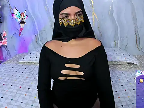 Snapshot of Raissa_zair chatting on December 17, 6:58 pm Raissa zair online show from December 17, 6:58 pm