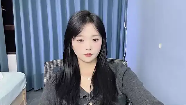 Snapshot of _miao_11 chatting on December 16, 3:17 pm miao 11 online show from December 16, 3:17 pm