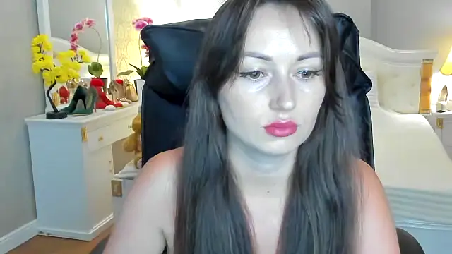 Snapshot of RosiAlina chatting on June 29, 6:41 am RosiAlina online show from June 29, 6:41 am