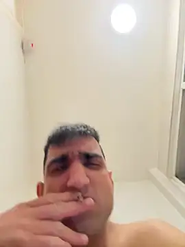 NaturalSunny online show from March 27, 2:28 am