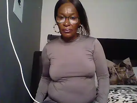 Snapshot of hotgrannxxx58 chatting on June 12, 7:13 pm hotgrannxxx58 online show from June 12, 7:13 pm