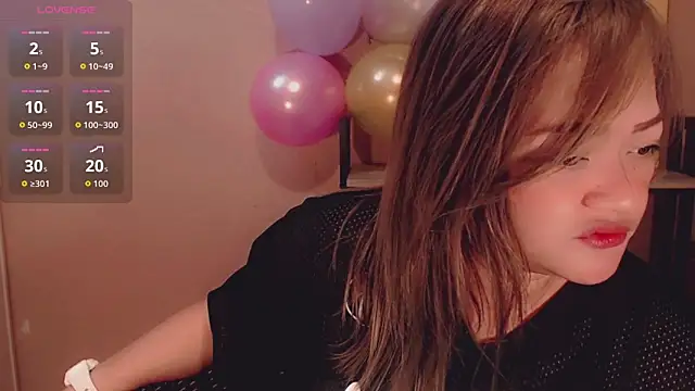 Snapshot of seeyou_2morrow chatting on February 10, 7:18 pm seeyou 2morrow online show from February 10, 7:18 pm