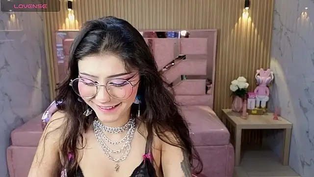 miss devil s online show from February 20, 3:03 am