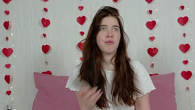 Snapshot of Kimberlybondd chatting on February 13, 7:32 pm Kimberlybondd online show from February 13, 7:32 pm