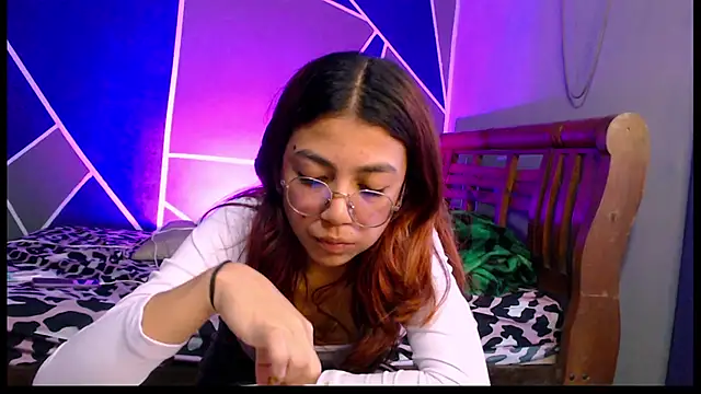 bellota bunny online show from January 31, 7:11 pm