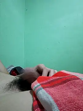 Snapshot of Sqinny_Teen chatting on December 18, 6:47 pm Sqinny Teen online show from December 18, 6:47 pm