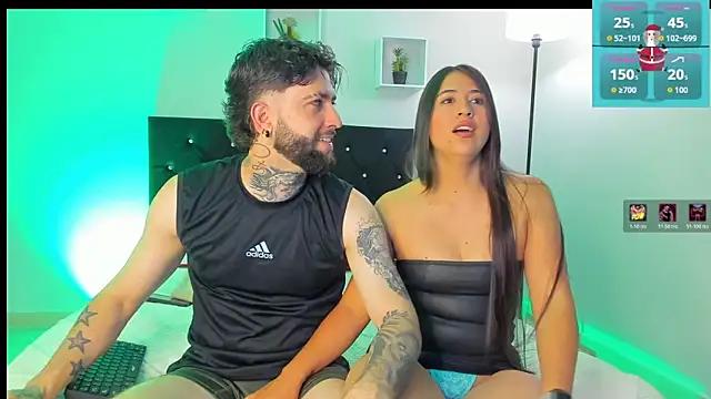 Snapshot of ALPHA_AND_SCARLET chatting on December 16, 8:58 pm ALPHA AND SCARLET online show from December 16, 8:58 pm