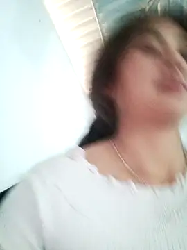 Snapshot of Him_MountainGirl chatting on December 17, 6:08 am Him MountainGirl online show from December 17, 6:08 am