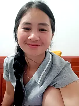 Him MountainGirl online show from April 8, 4:18 pm