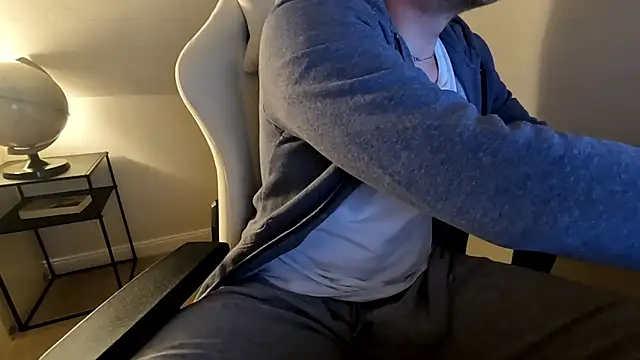 bigCock91420 online show from April 2, 10:40 pm