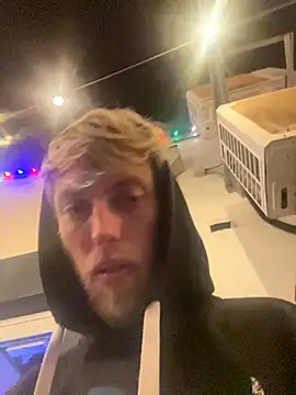 Snapshot of Big_German_cock974 chatting on December 15, 12:15 am Big German cock974 online show from December 15, 12:15 am