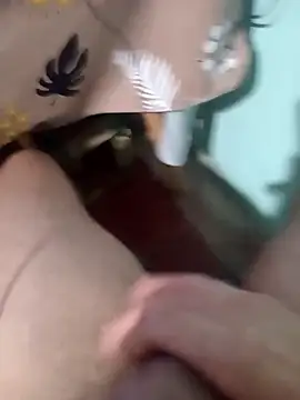 Snapshot of sebpap chatting on December 14, 8:13 pm sebpap online show from December 14, 8:13 pm