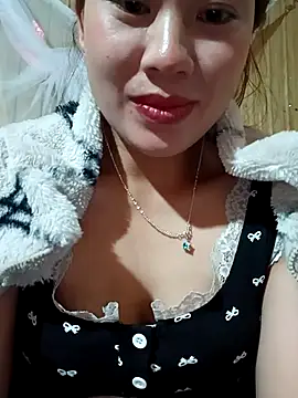 Snapshot of mayni012314 chatting on December 18, 7:14 am mayni012314 online show from December 18, 7:14 am