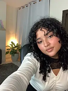 ladulcemary  online show from May 7, 12:27 am