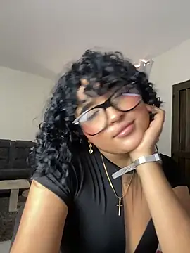 ladulcemary  online show from May 16, 7:45 pm