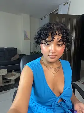 ladulcemary  online show from May 27, 1:57 am