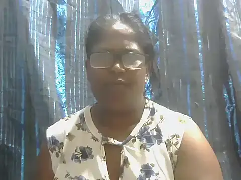 Snapshot of Exotic_indian95 chatting on December 16, 5:01 am Exotic indian95 online show from December 16, 5:01 am