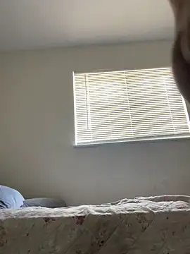 Hornystuff online show from April 5, 7:55 pm