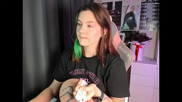 NikkieKitty online show from January 16, 11:58 am