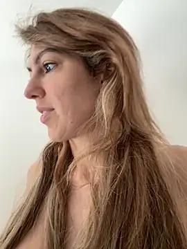 CelestialRuby online show from November 7, 3:45 pm