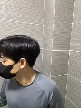 kimze7 online show from March 4, 3:40 pm