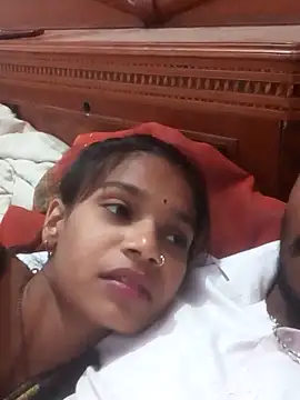 Snapshot of khushaboosexy chatting on March 23, 5:11 am khushaboosexy online show from March 23, 5:11 am