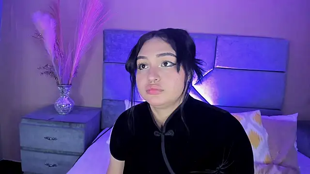 Snapshot of NaomySakura chatting on April 25, 8:28 pm NaomySakura online show from April 25, 8:28 pm