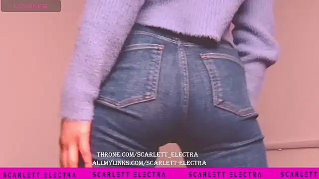 Snapshot of Scarlett_Electra chatting on January 11, 2:22 pm Scarlett Electra online show from January 11, 2:22 pm