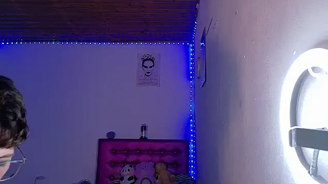 Snapshot of Dani_Dancer chatting on February 11, 1:10 am Dani Dancer online show from February 11, 1:10 am