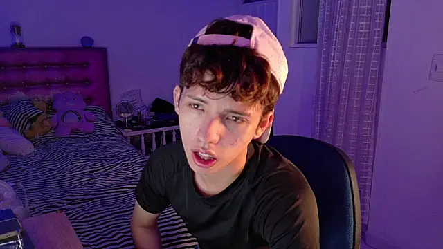 Snapshot of Dani_Dancer chatting on February 25, 1:48 am Dani Dancer online show from February 25, 1:48 am