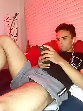 Snapshot of Macky_bms chatting on March 24, 1:43 am Macky bms online show from March 24, 1:43 am