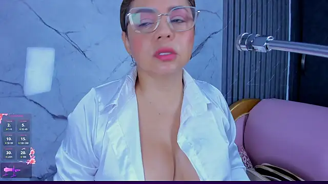 shayra boobs2 online show from May 21, 10:44 am