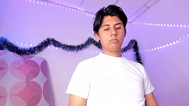 king Eric30 online show from February 8, 8:56 pm