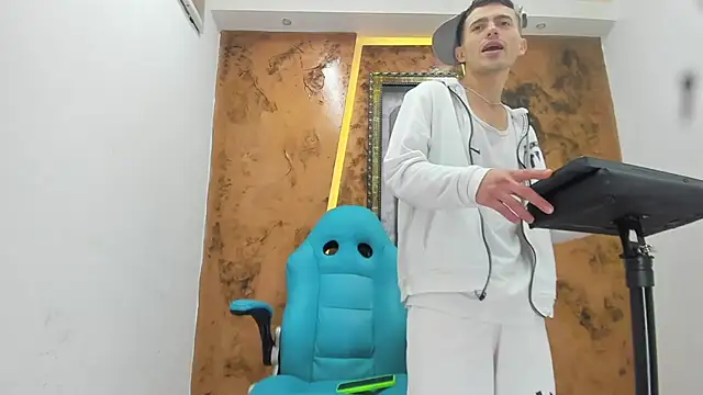 Jhostonex online show from February 16, 3:35 am