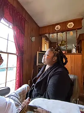 Snapshot of wettmouth1984 chatting on December 17, 8:37 pm wettmouth1984 online show from December 17, 8:37 pm