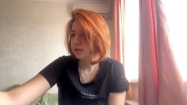 Julie mayers  online show from December 15, 9:13 am