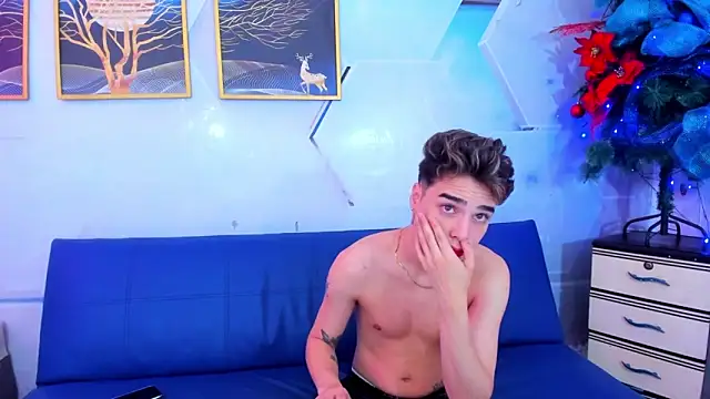 Alex jeins at online show from December 21, 1:51 pm