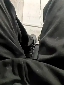 El CHEGO online show from December 18, 3:12 am