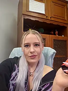 ChristinaWheeled11 online show from February 13, 2:24 pm