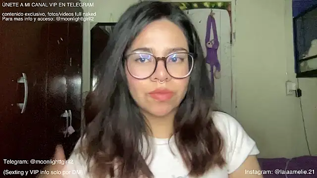 laiaamelie online show from December 16, 5:34 am