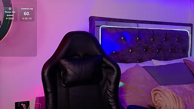 Daniela ruizz online show from December 20, 11:23 pm