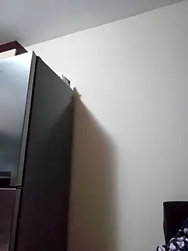 KissyDreis online show from December 21, 5:03 am