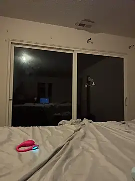 Lenaravenswood online show from April 5, 4:09 am