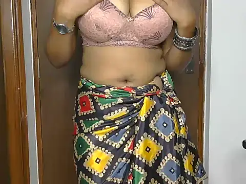 Navya Verma online show from December 14, 5:18 pm