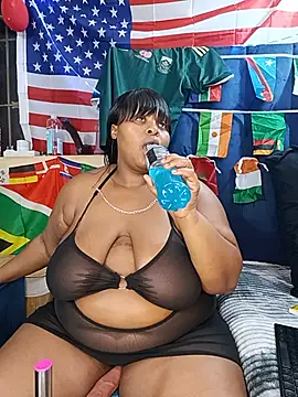 Snapshot of ChoklitBerryXX chatting on June 26, 8:24 pm ChoklitBerryXX online show from June 26, 8:24 pm