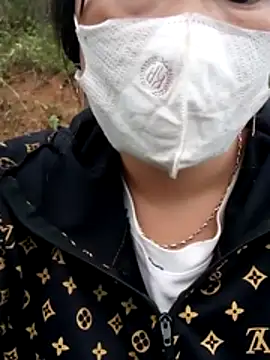 yana-zz online show from February 27, 10:37 am