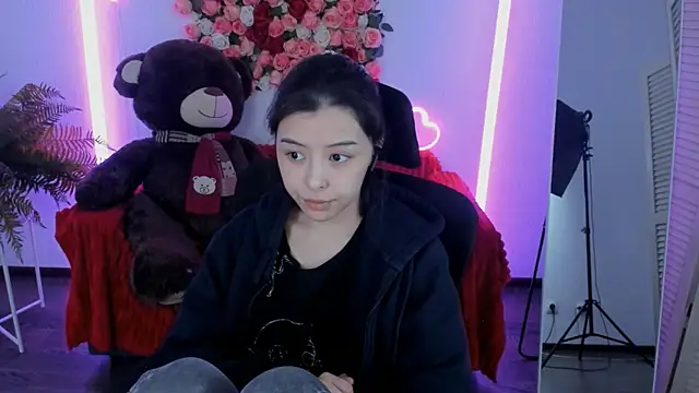 SirenMystiq online show from June 2, 7:16 pm