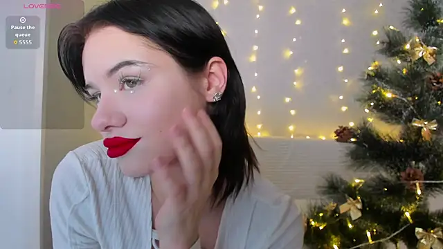 Snapshot of BeatriceMoonlight chatting on December 16, 11:04 am BeatriceMoonlight online show from December 16, 11:04 am