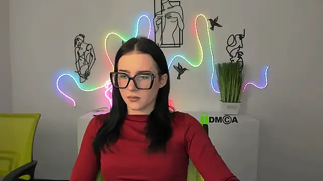 alia skay online show from December 17, 7:03 am