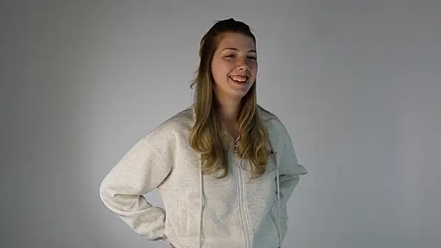 LumiaSolstice online show from March 15, 2:45 pm